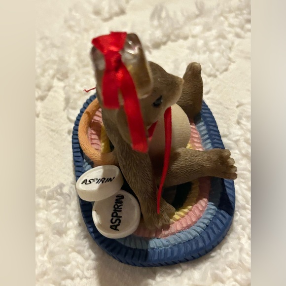 Fitz and Floyd Charming Tails Figurine Take 2 Asprin Collectible - Picture 2 of 5